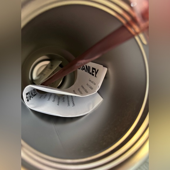 STANLEY THE QUENCHER H2.0 FLOWSTATE™ TUMBLER | 40 OZ - Picture 8 of 9